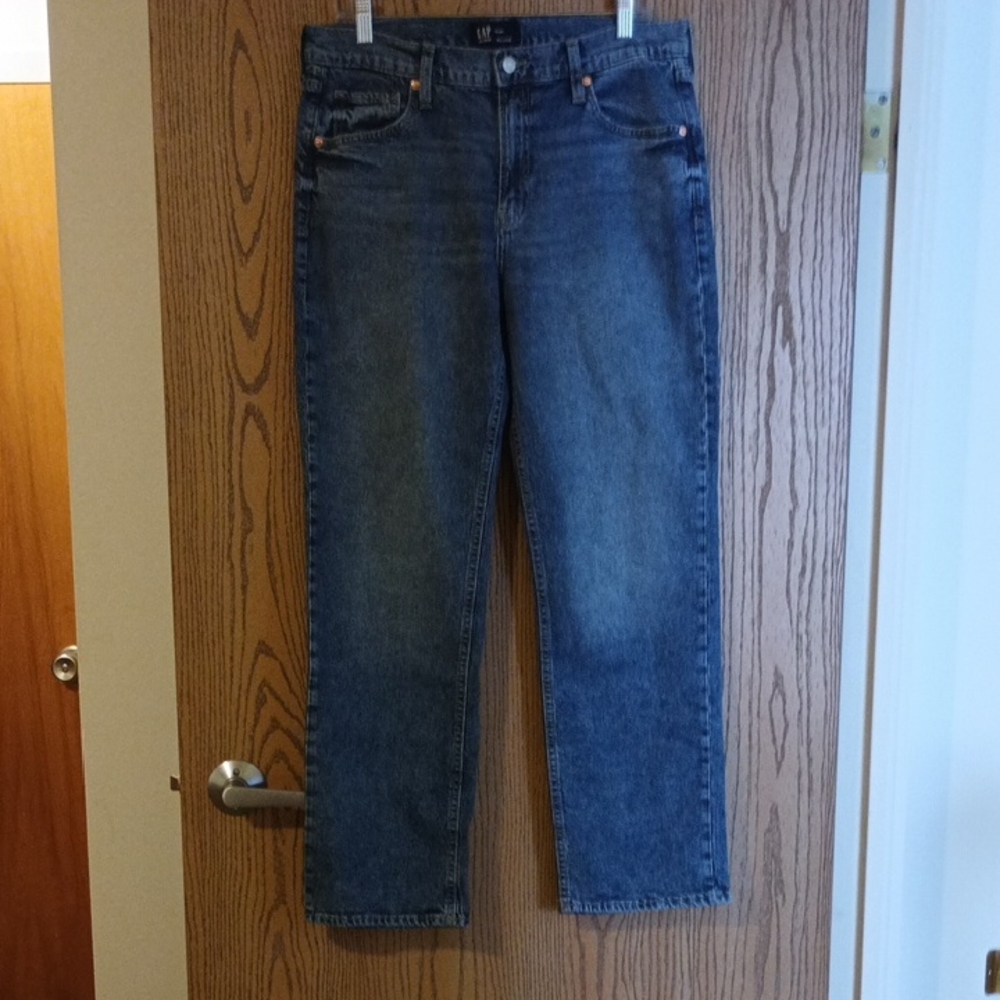 90's Loose Mid-Rise Jeans - Sz 10 - Like New Condition